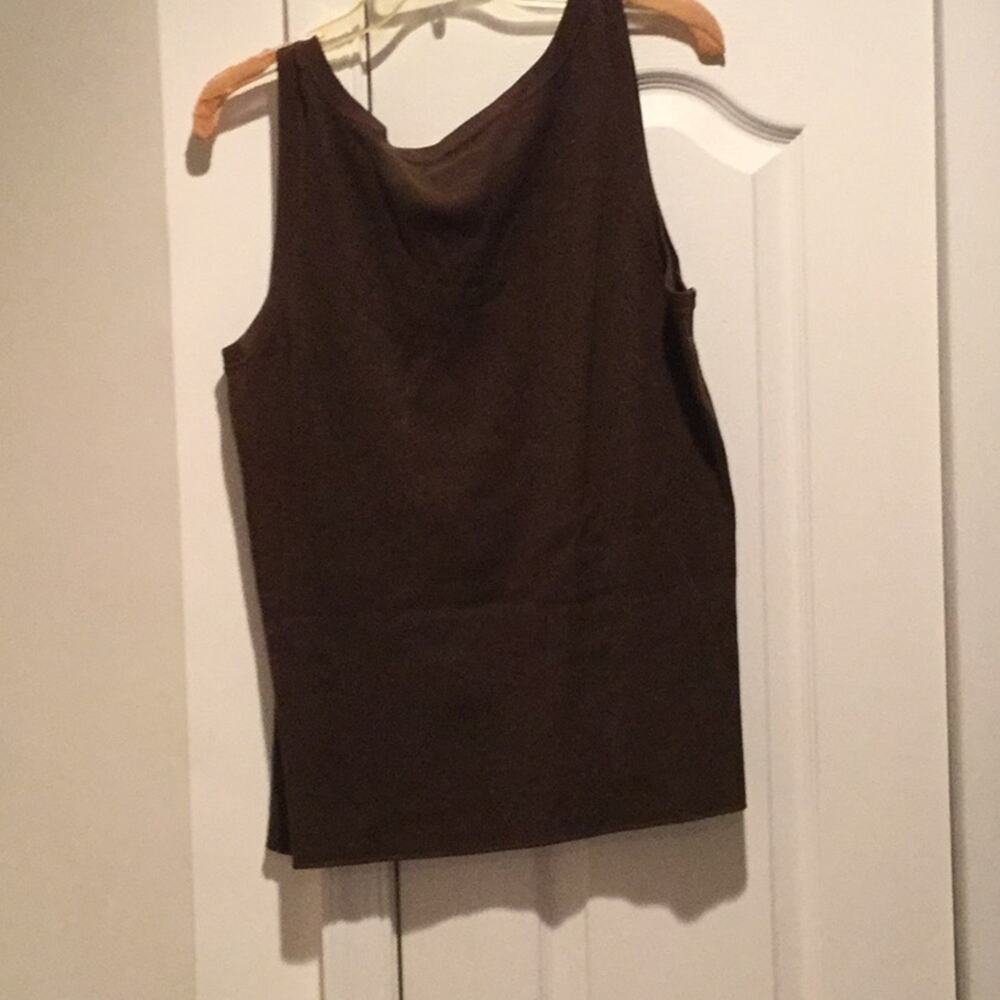 Evie Chocolate v neck silk soft blend NWOT 0x